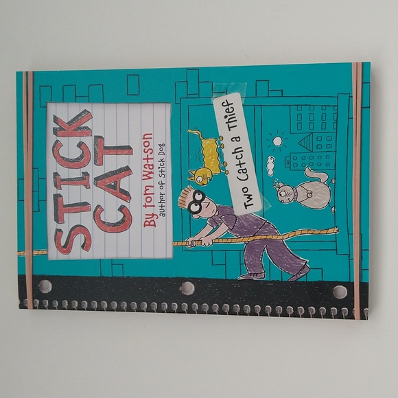 Three softcover books for children ages 8 to 12 - Picture 4 of 5